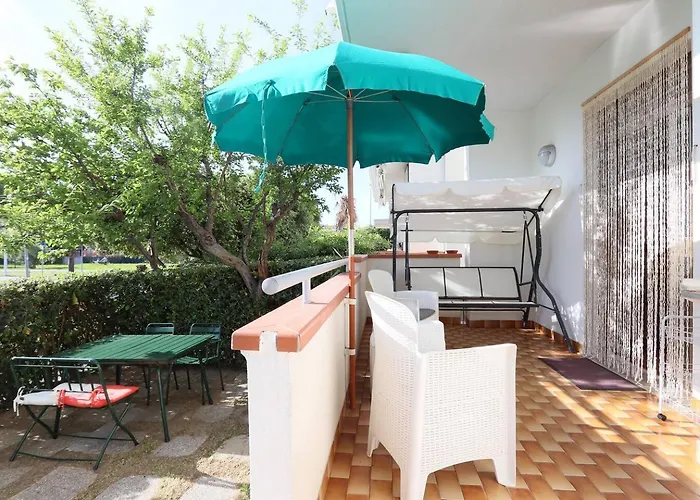 Modernshore - Garden Hideaway *